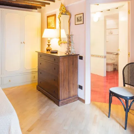 Apartment Ladyhouse Tipico Con 4 Posti Letto Siena