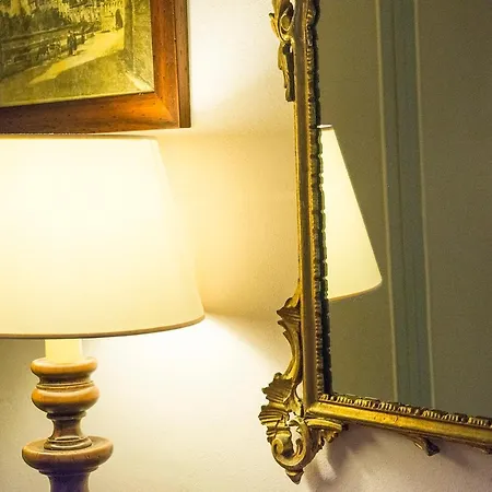 Апартаменти Ladyhouse Tipico Con 4 Posti Letto *